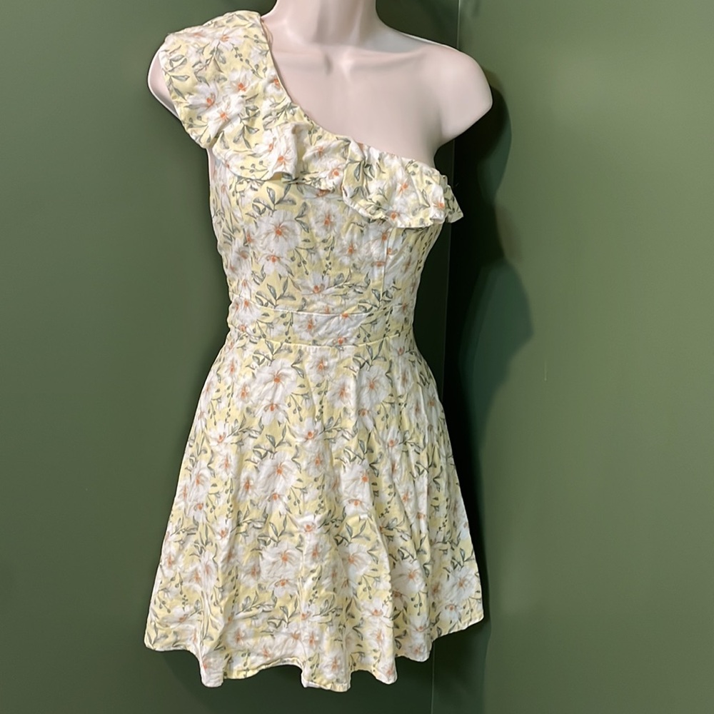 Mi Ami one shoulder dress size Medium